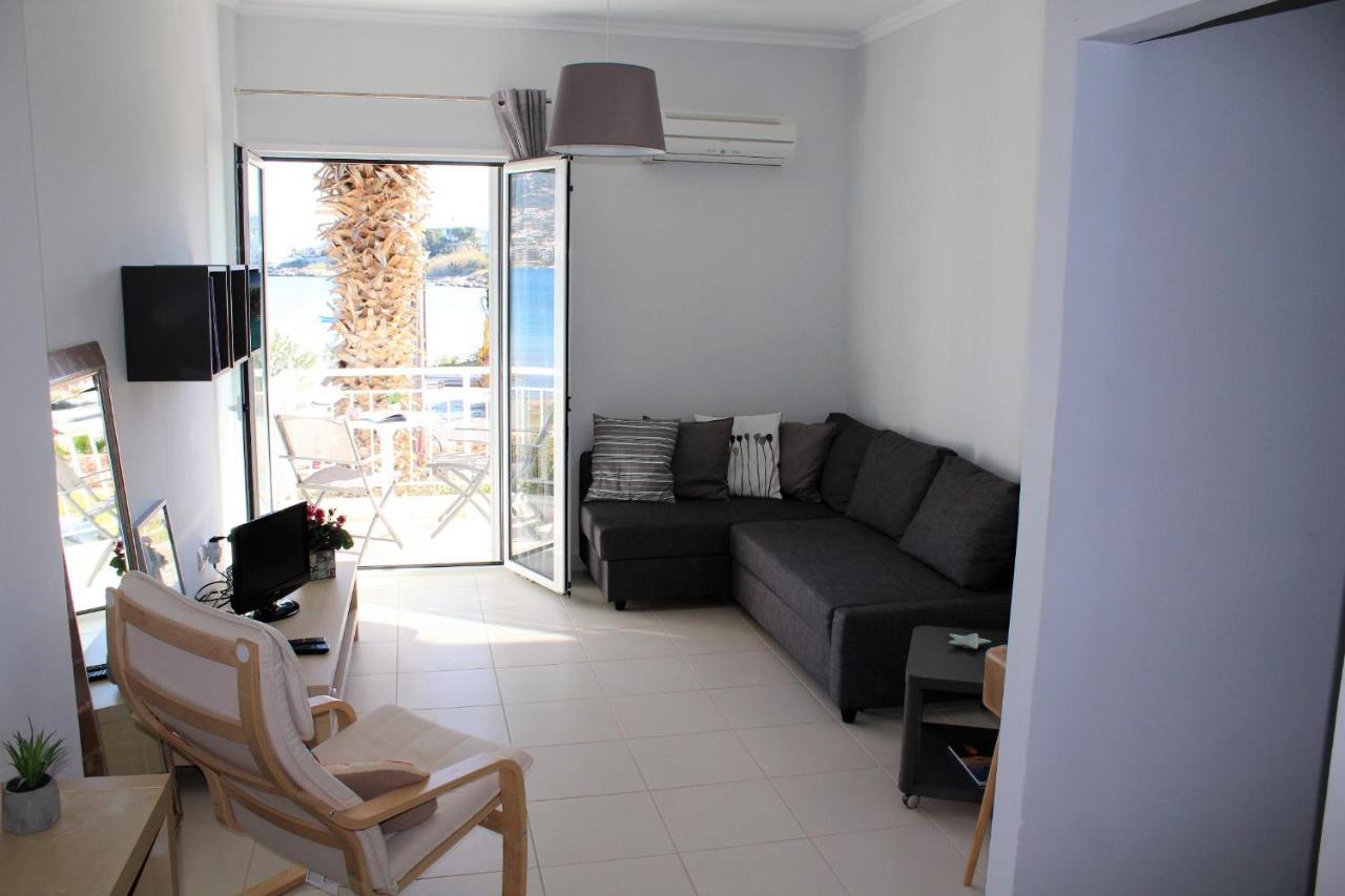 Apartments Mare Blu By The Sea. Pórto Ráfti المظهر الخارجي الصورة