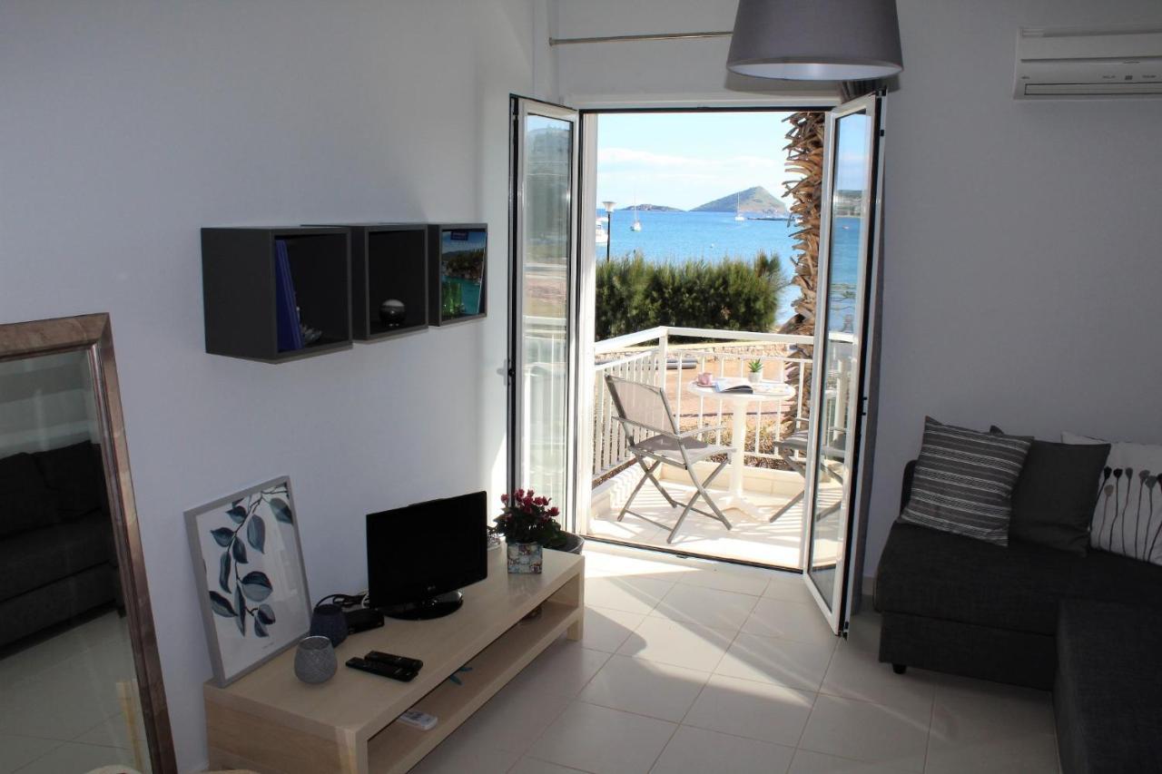 Apartments Mare Blu By The Sea. Pórto Ráfti المظهر الخارجي الصورة