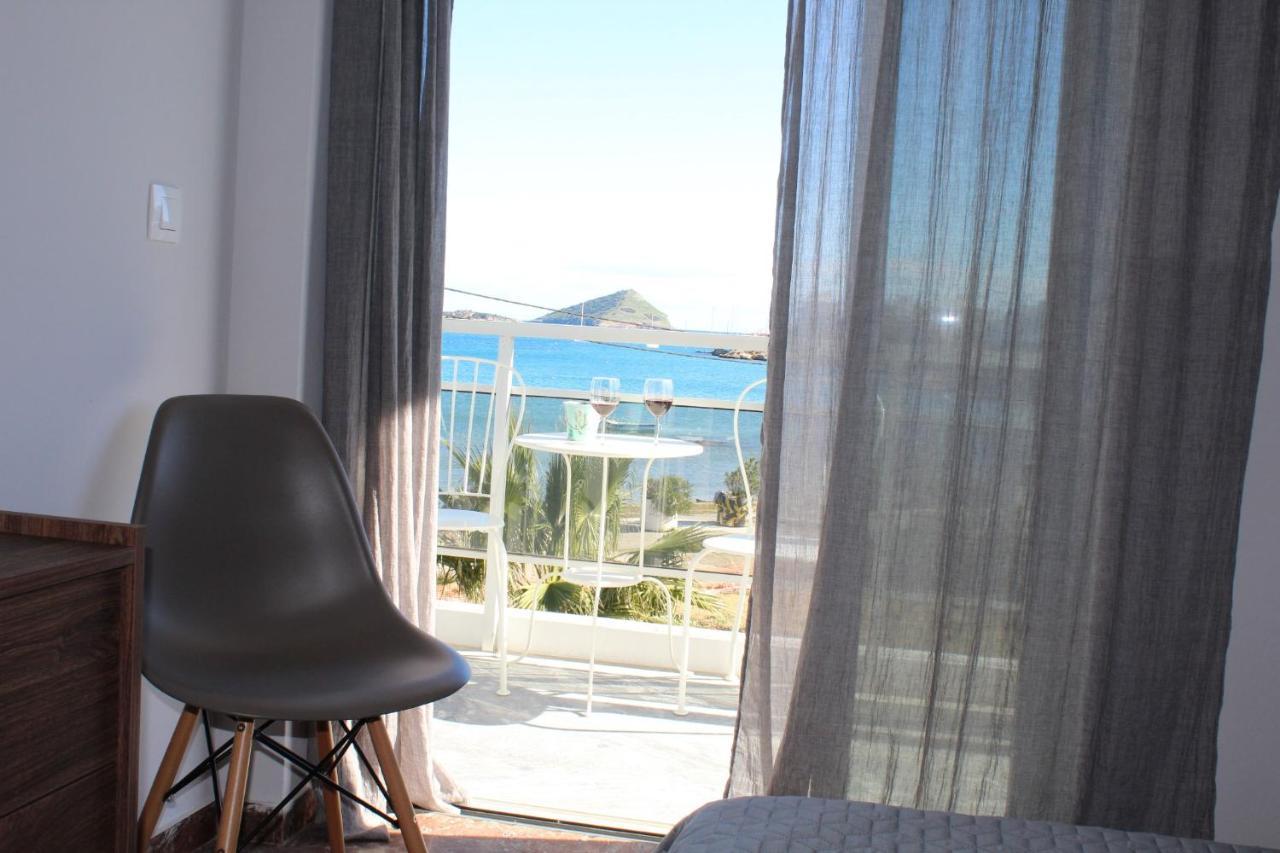 Apartments Mare Blu By The Sea. Pórto Ráfti المظهر الخارجي الصورة